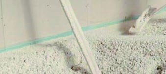 Detail des Hochzugs an der Wand aus der Vorlage.